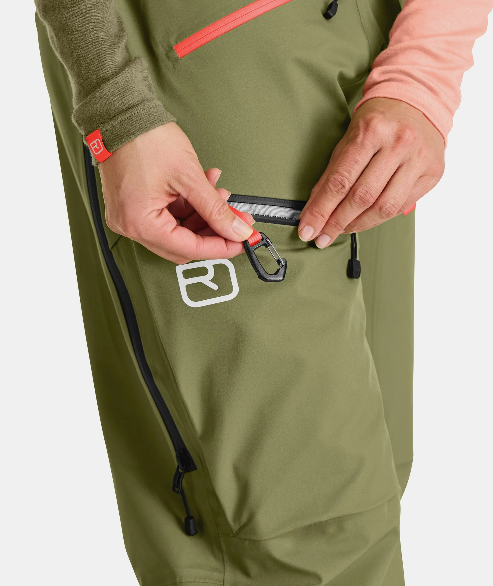 3L Deep Shell Bib Pants W - Image 6