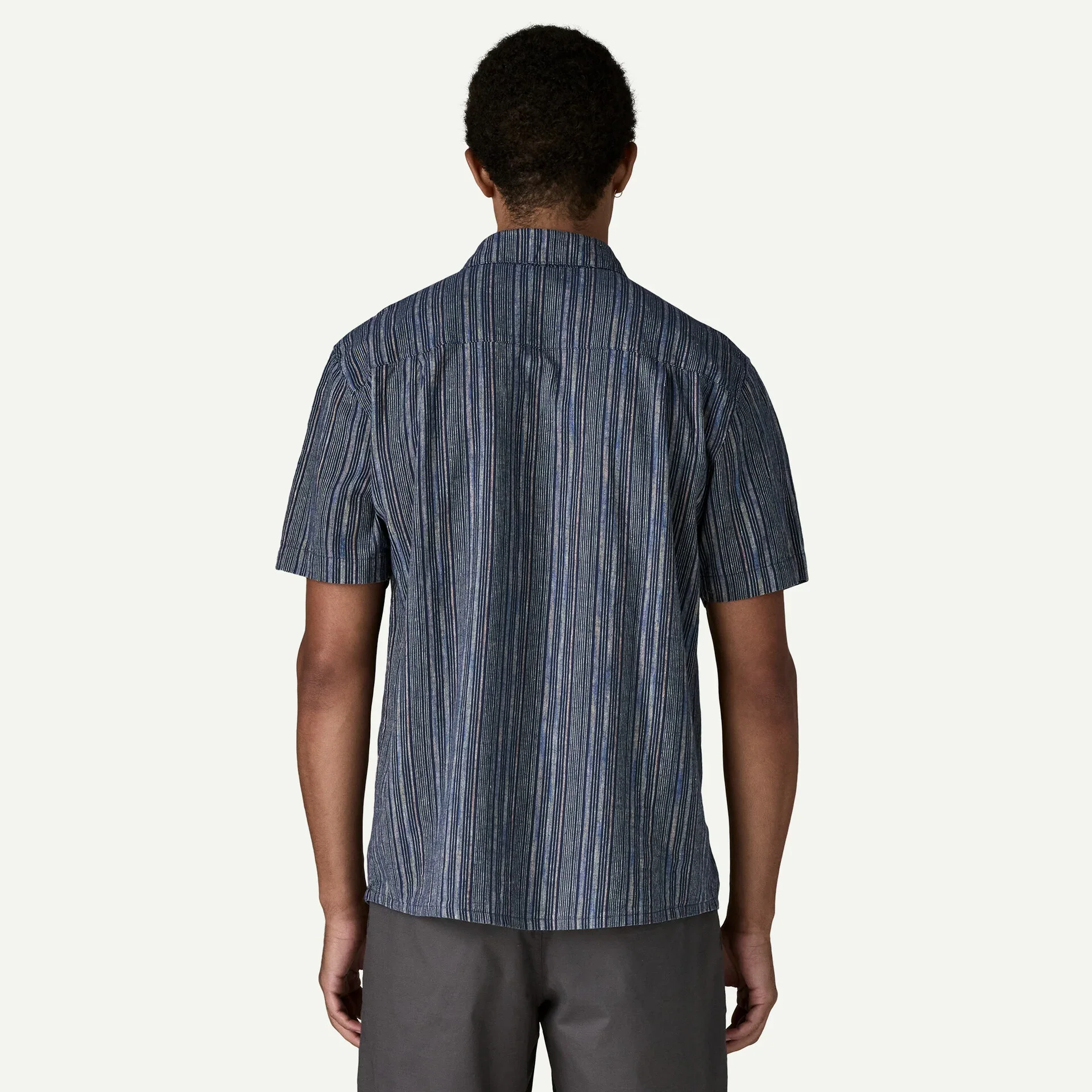 M's Back Step Shirt - Image 3
