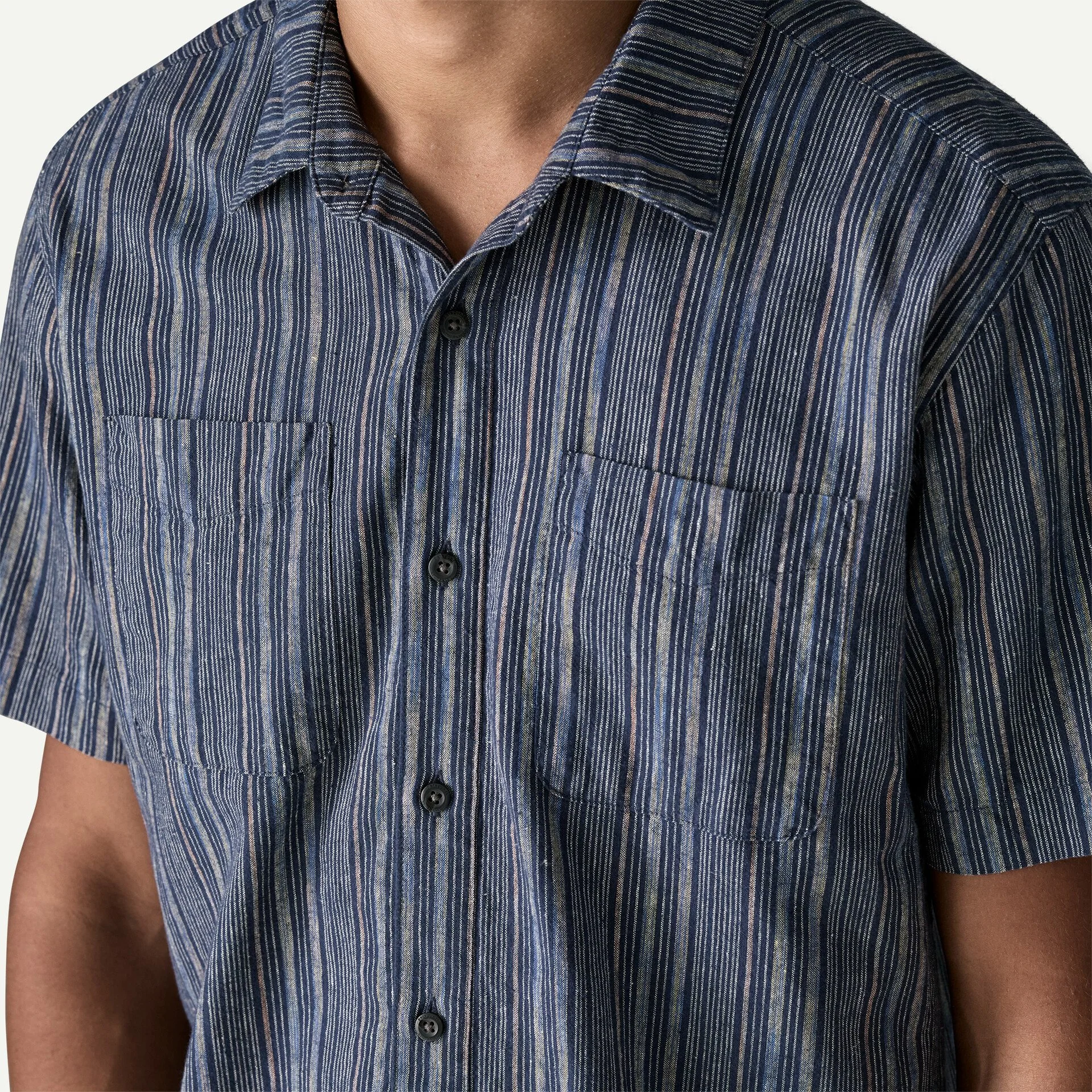 M's Back Step Shirt - Image 5