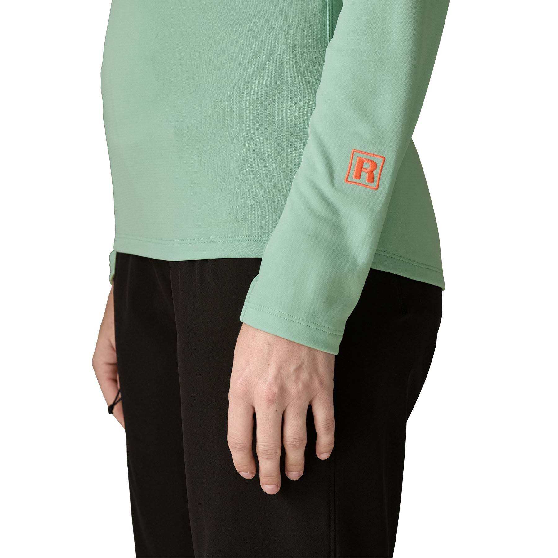 W's R1 Ultralight Hoody - Image 9