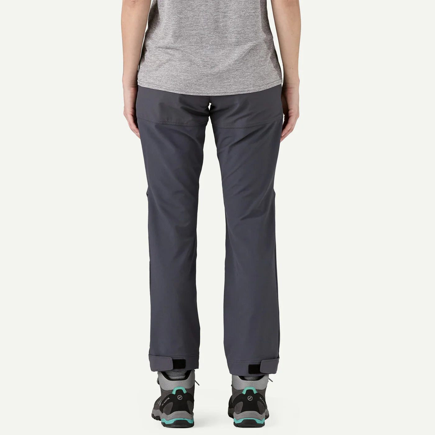 W's Terravia Peak Pants (Reg) - Image 3